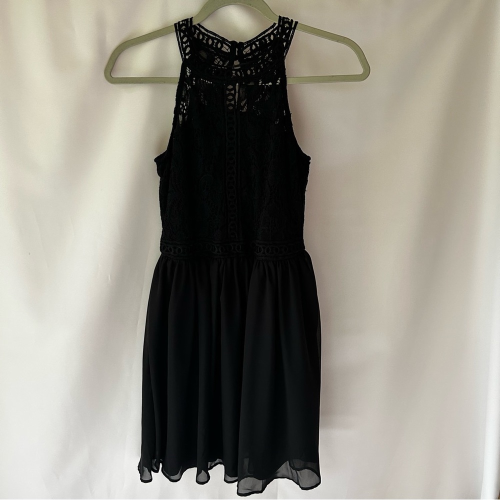 Alya Black Lace Detail Garment